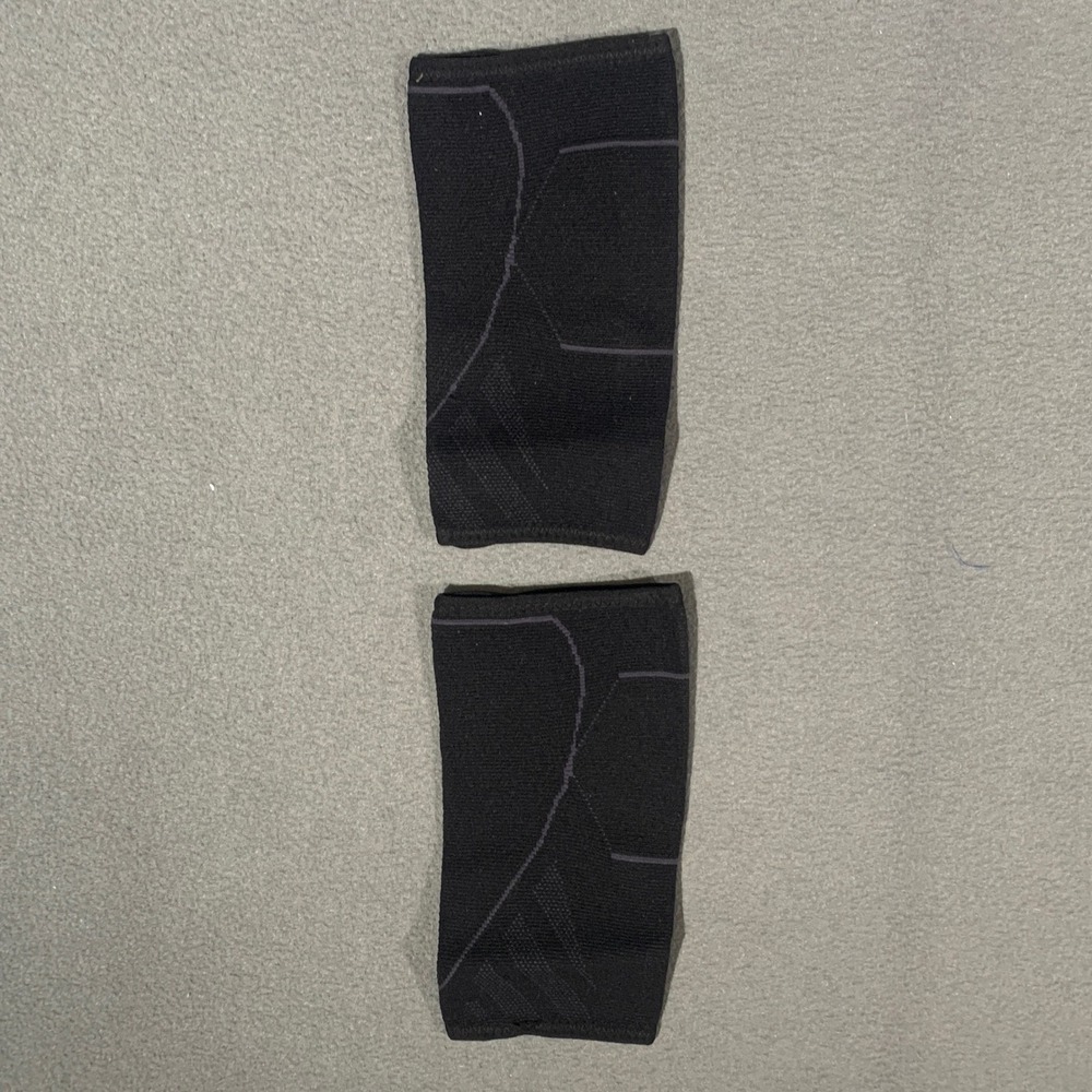 HOPEFORTH Elbow‎ Compression Sleeve Pair Black Arm Brace Injury Recovery Support